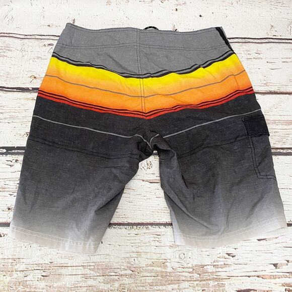 GOODFELLOW & CO Swim Board Shorts Sz 32 - Picture 5 of 5